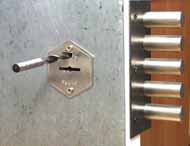 Замок Class, высверливаем сувальдную стойку